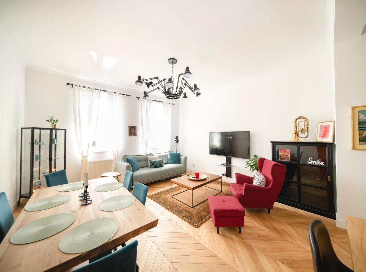 Tcf - Big With Free Garage * Cracovia