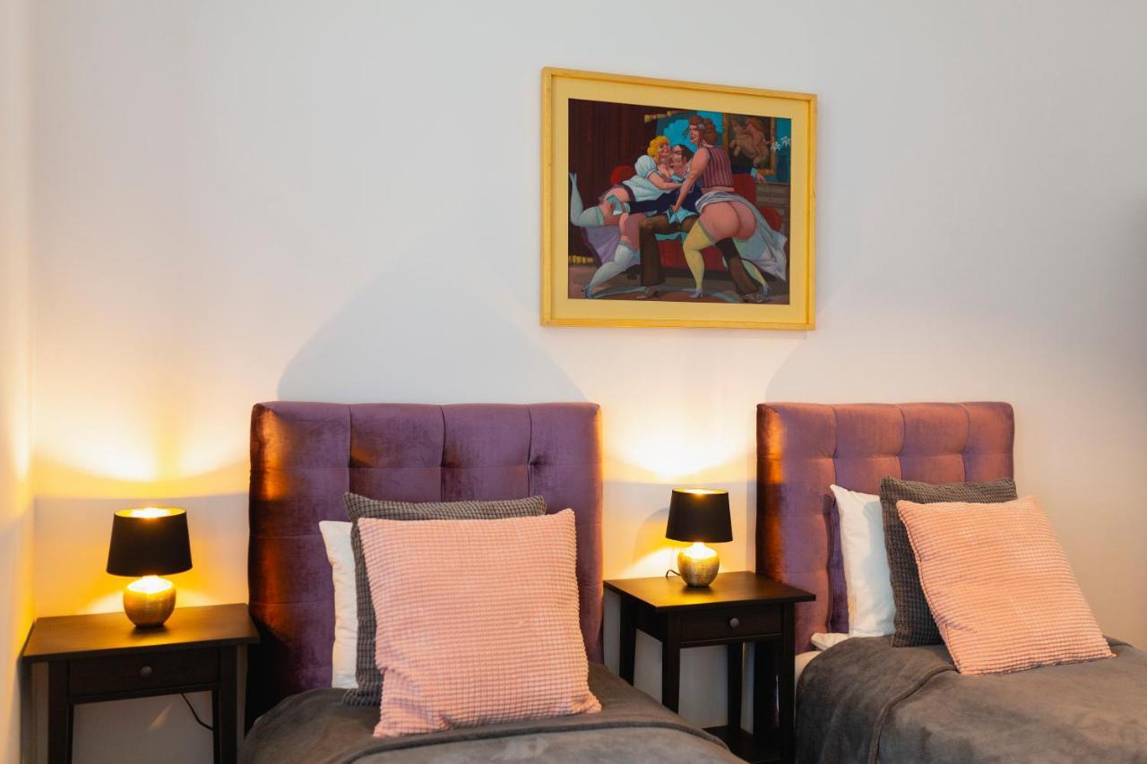 Apartment Tcf - Big With Free Garage Krakow